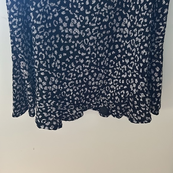 Beautiful West End stretch women’s extra large skirt - Picture 4 of 6